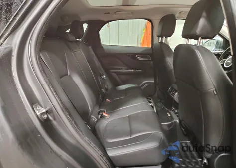 2017 Jaguar F-Pace Premium из США, поврежденный, VIN SADCJ2BN4HA095218